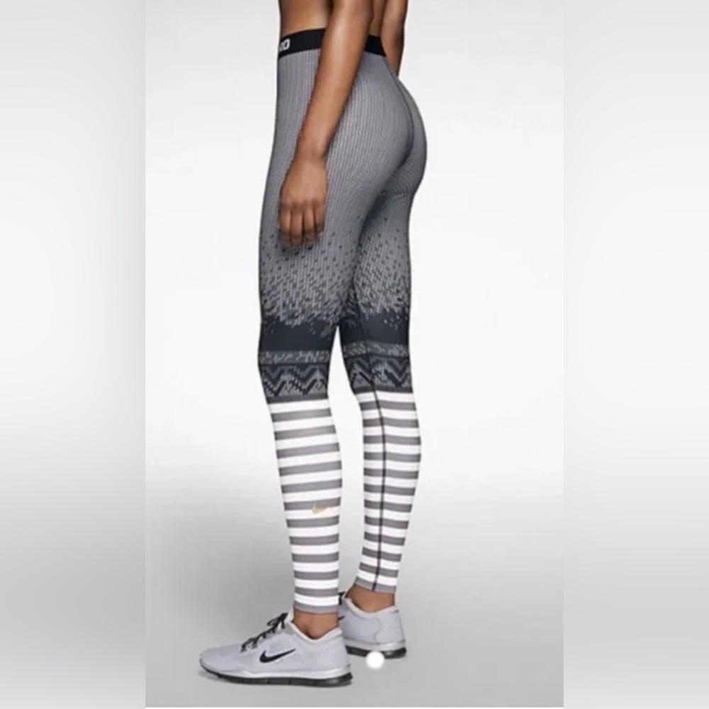 Nike Gray Ombre Patterned Leggings with Striped Ankles